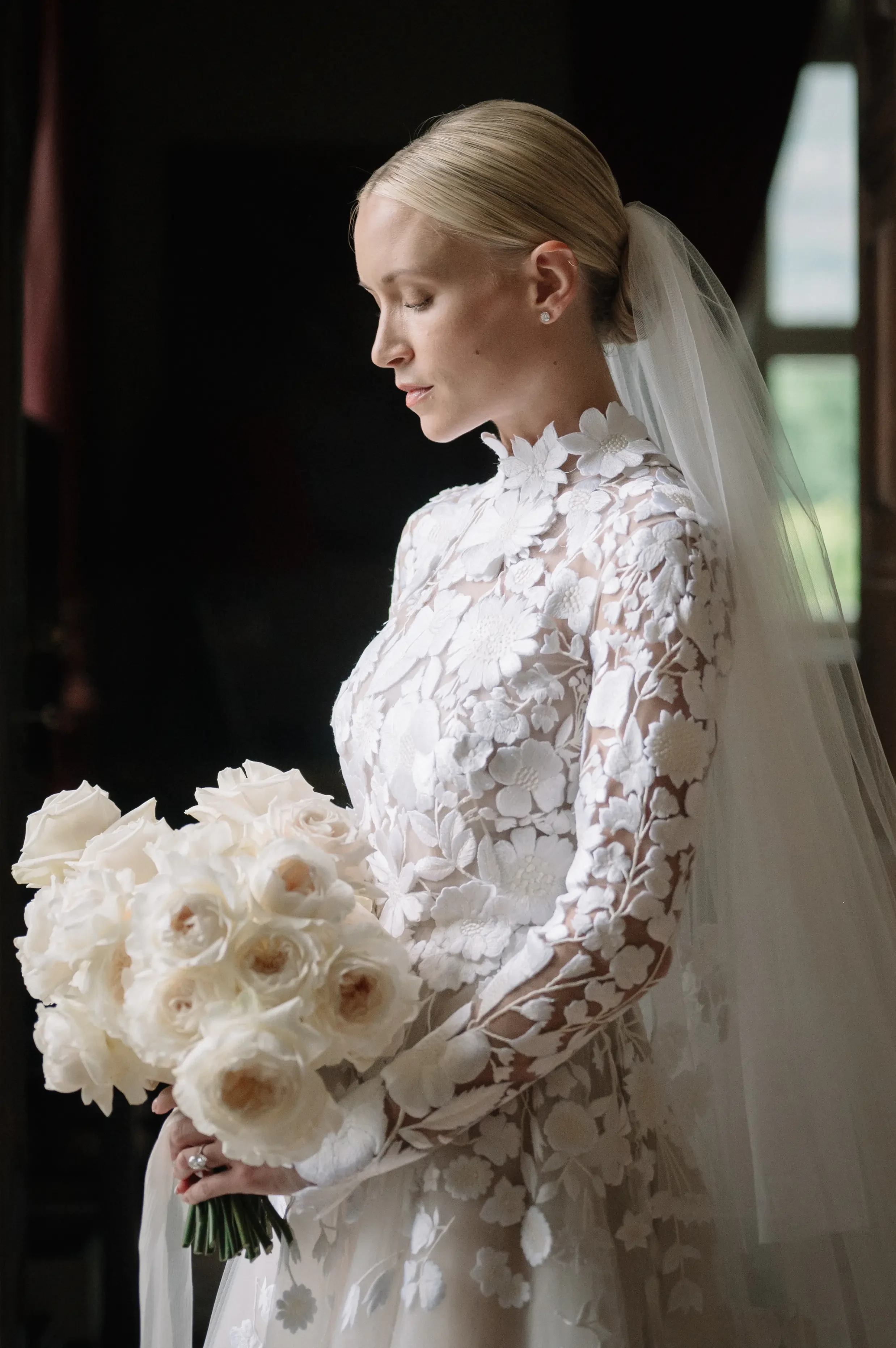 portrait of the bride with bouquet
