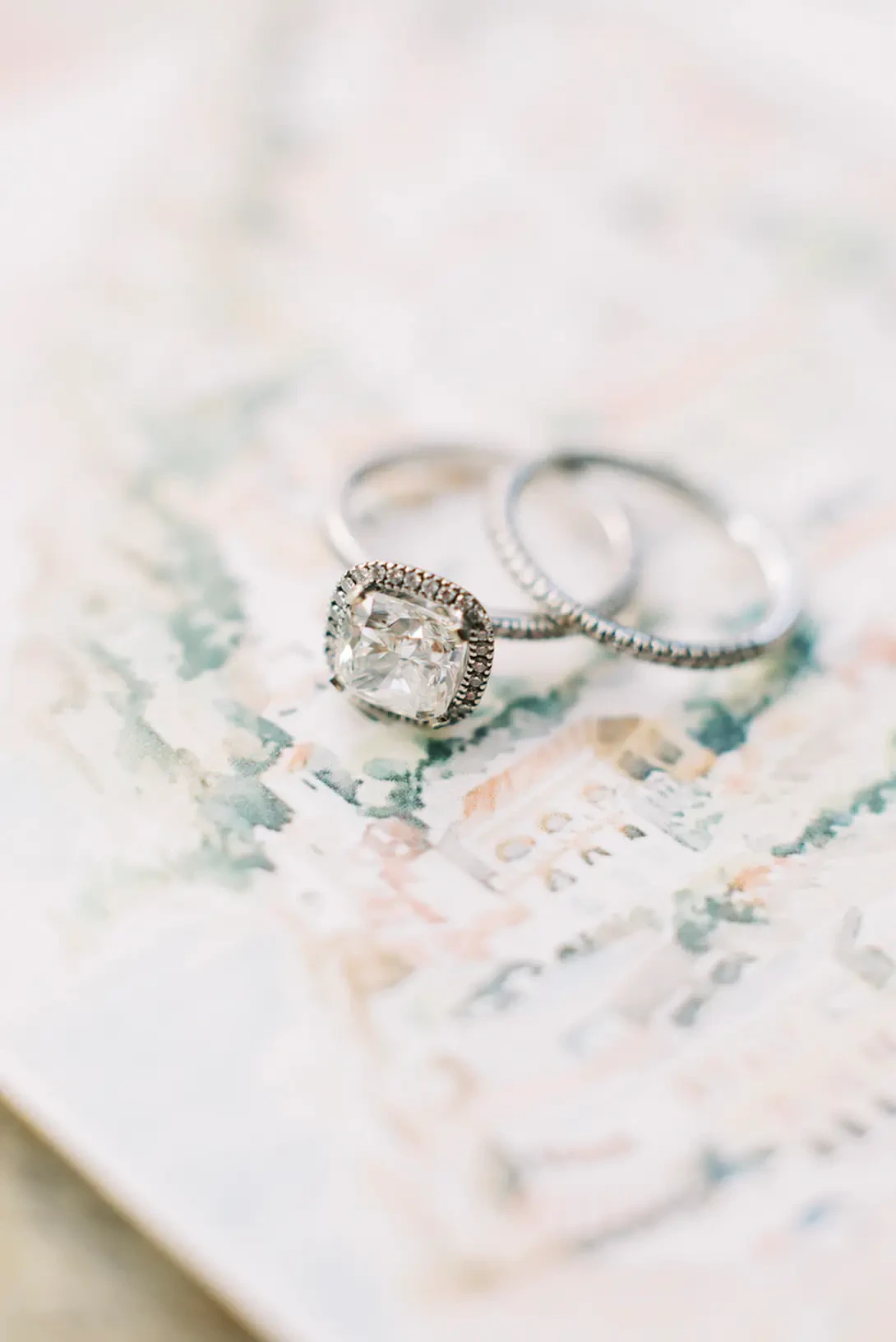 Detail of the wedding bands
