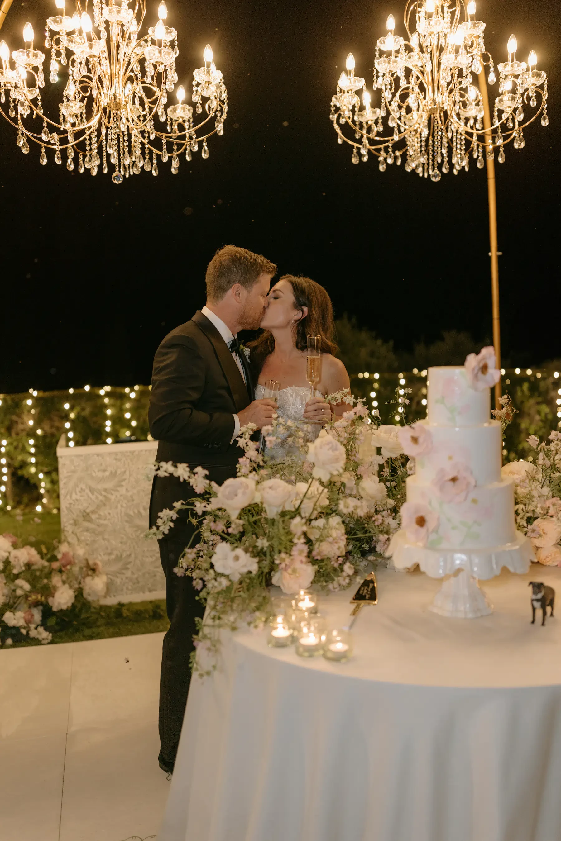 Castello Di Vicarello Tuscany Wedding Cake Cutting Moment