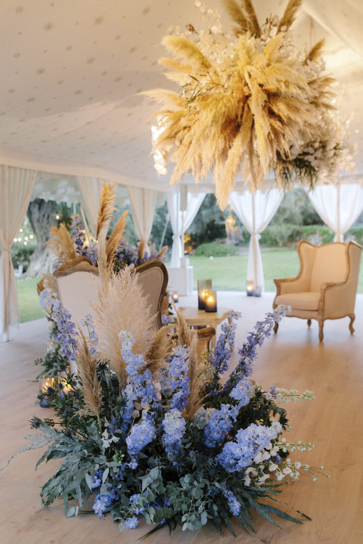 Decorations for wedding in Puglia