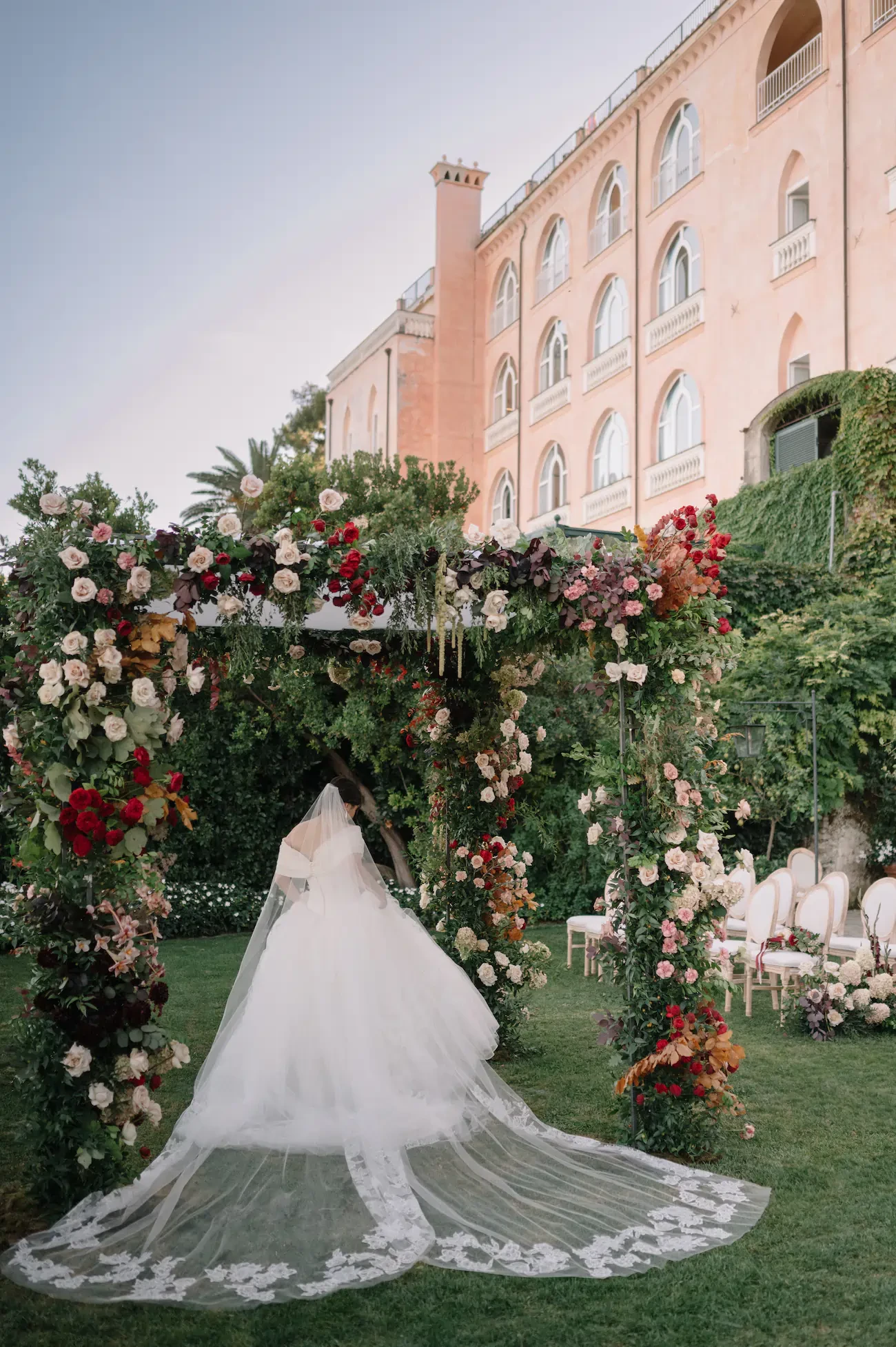 Bridal elegance in the embrace of nature